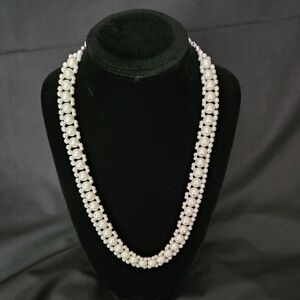 Faux pearl choker and bracelet
